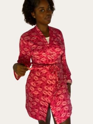 Lots Of Kisses Robe - Magenta