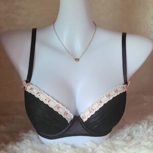 Extra Feelings Lace Bra - Black