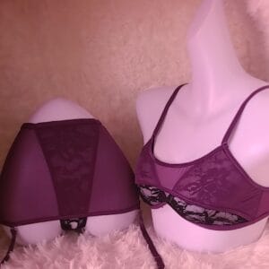 Want You To Want Me Garter Set - Purple